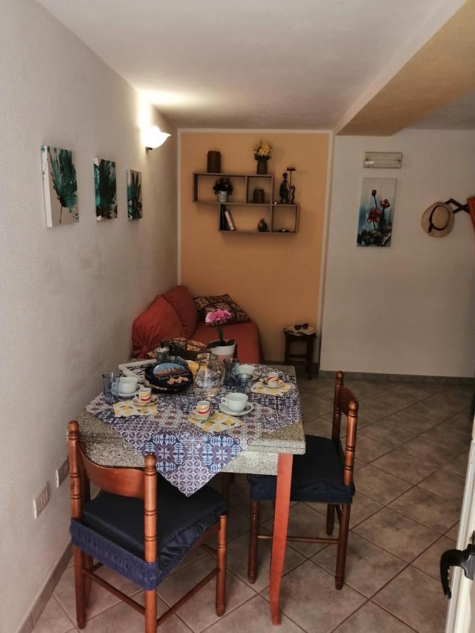 Appartamenti Le Conchiglie E Le Stelle Marine Cala Gonone Exterior photo